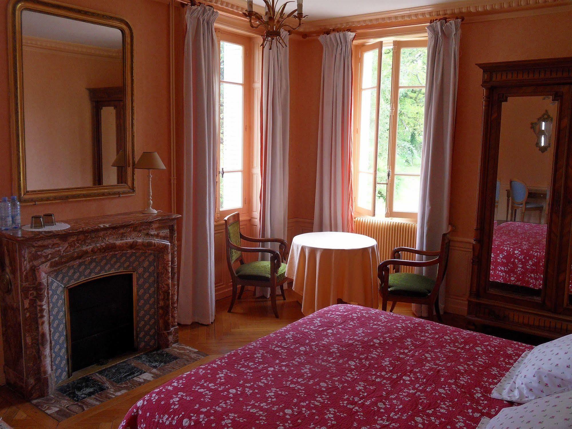 Chateau De La Motte Noailly Экстерьер фото